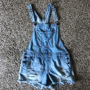 Abercrombie Overall shorts